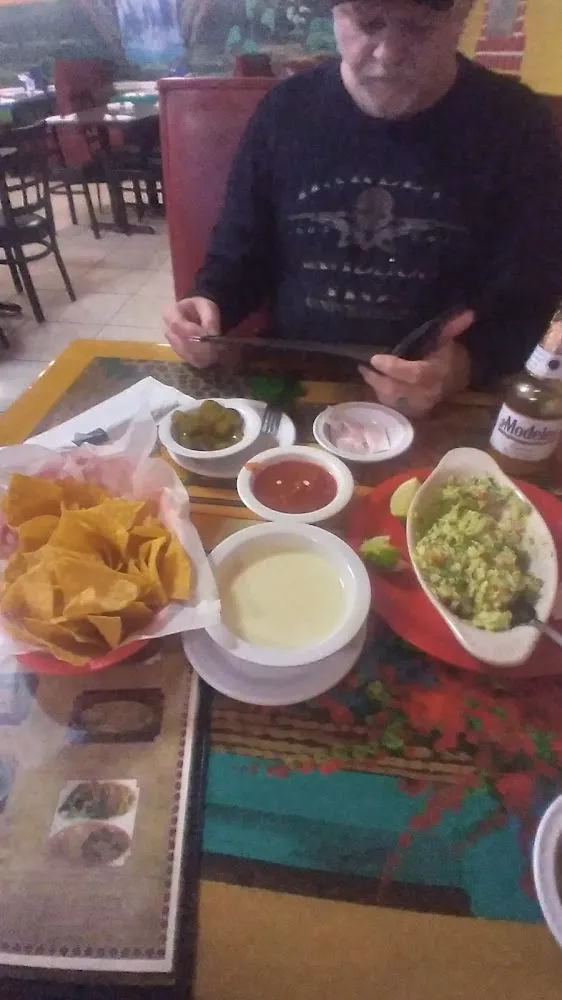Mexican Guacamole and Cheese Dip with Chips