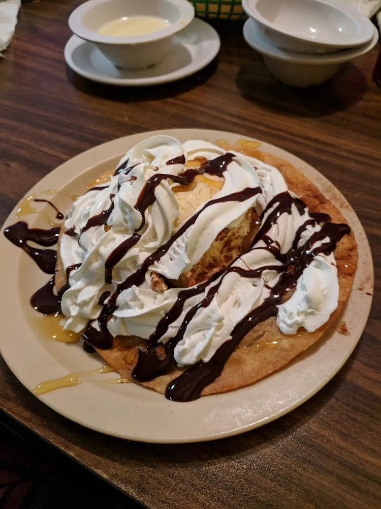 Sopapilla with Ice Cream